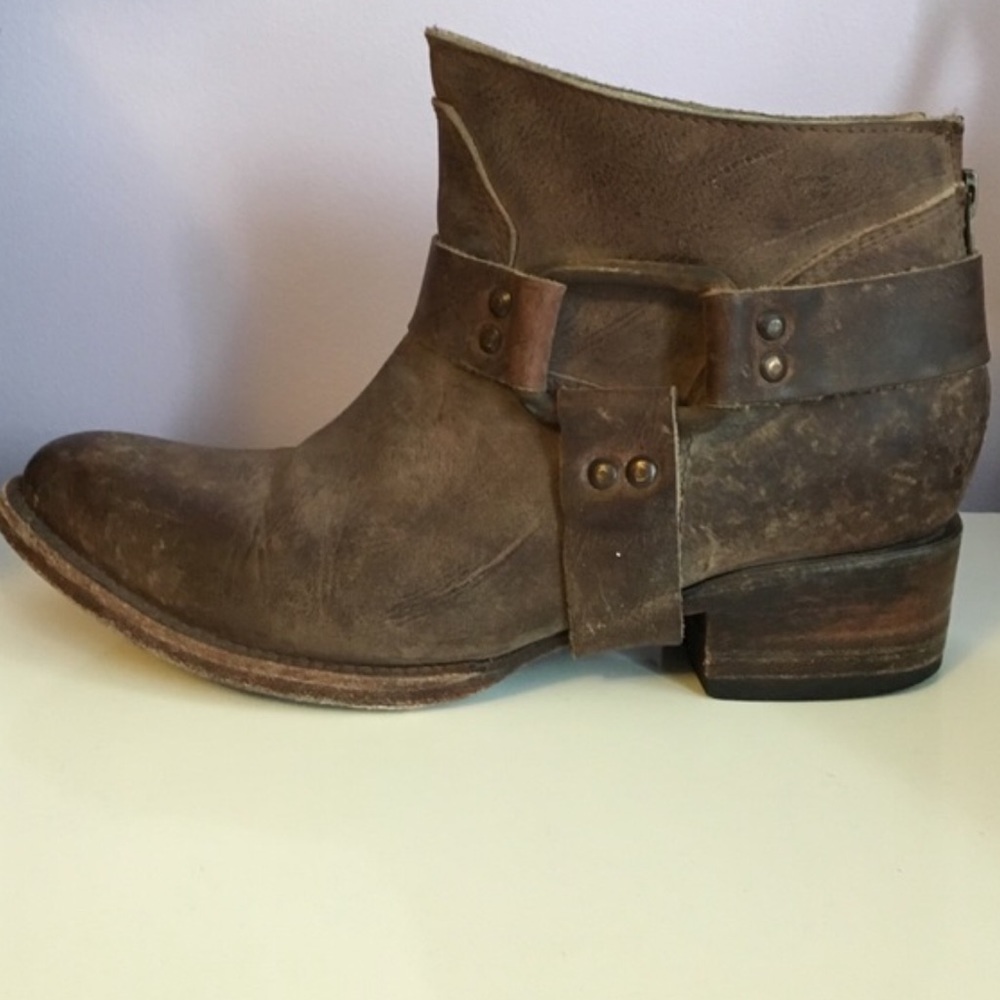 Freebird Boots